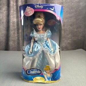 Disney Princess Cinderella Porcelain Doll Brass Key Keepsakes Special Edition